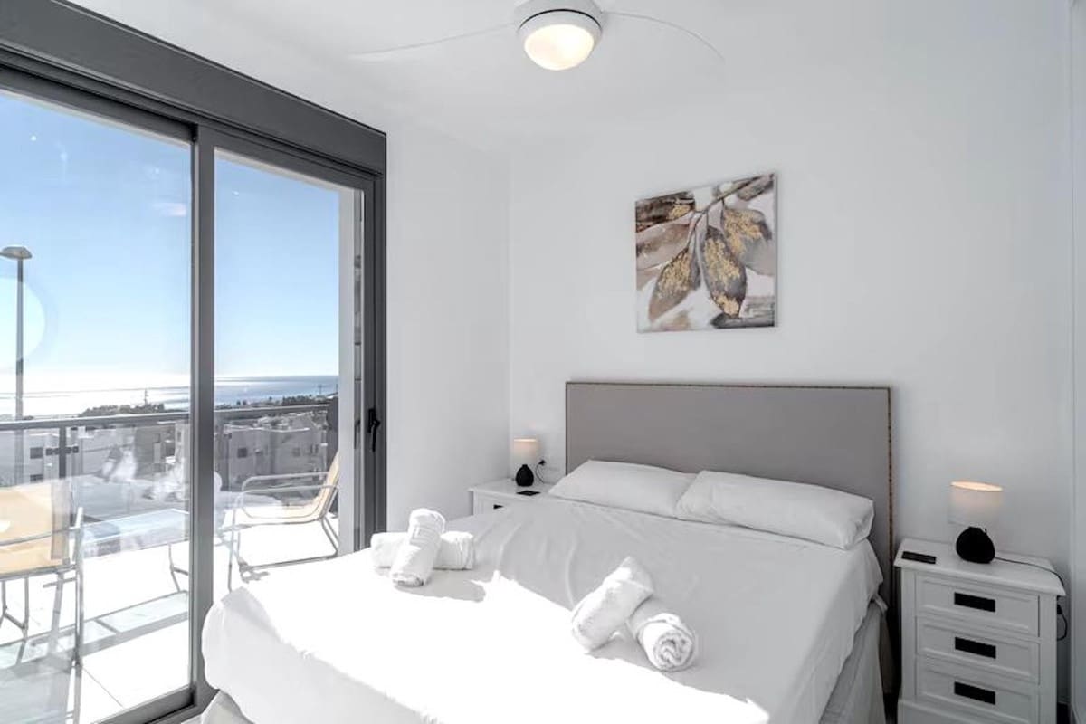 3 bedroom Villa for sale in Nerja with pool - € 829,000 (Ref: 9614240)