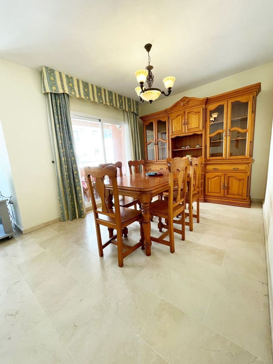 3 bedroom Apartment for sale in Nerja with garage - € 380,000 (Ref: 9618727)