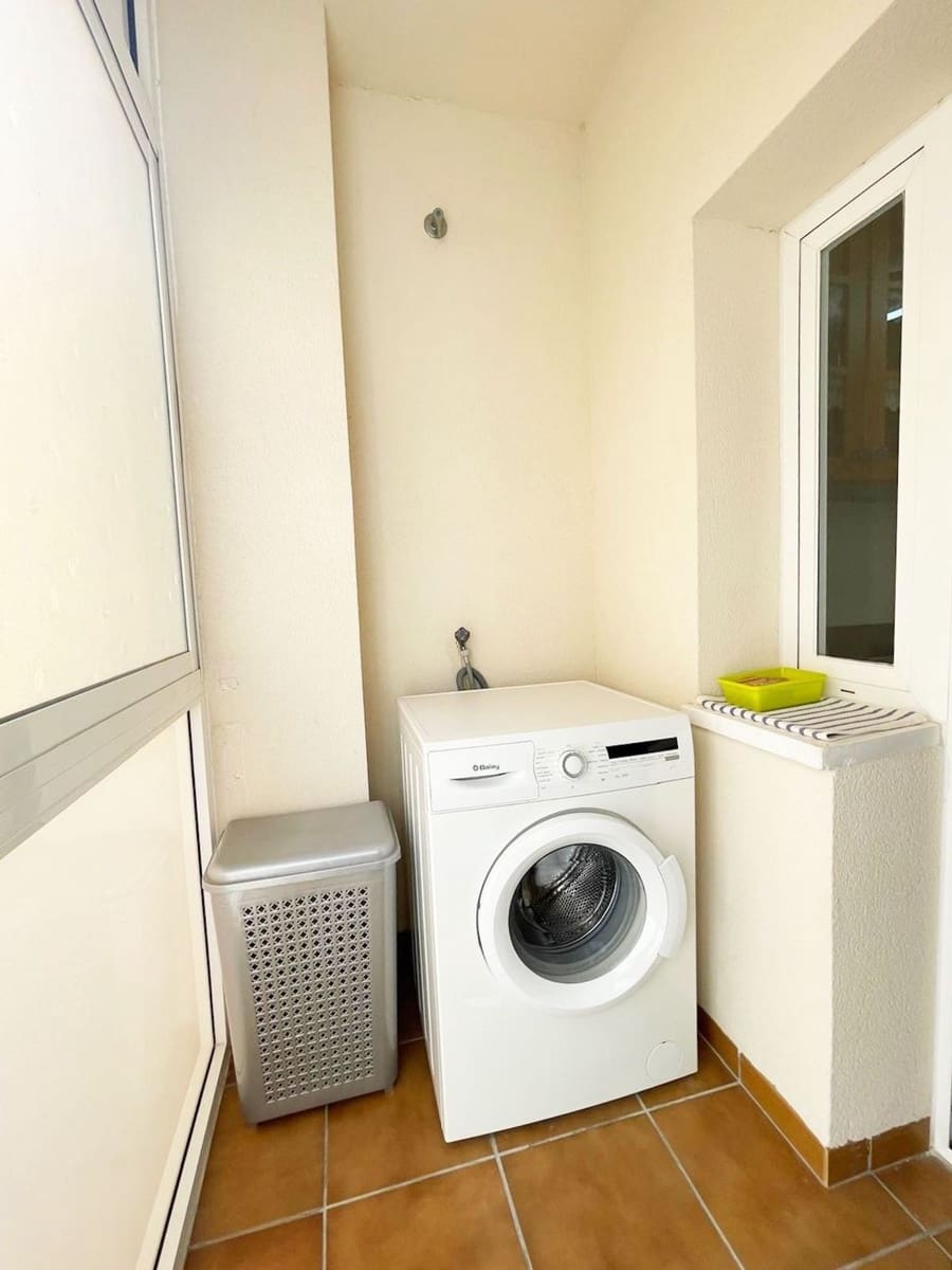 3 bedroom Apartment for sale in Nerja with garage - € 380,000 (Ref: 9618727)