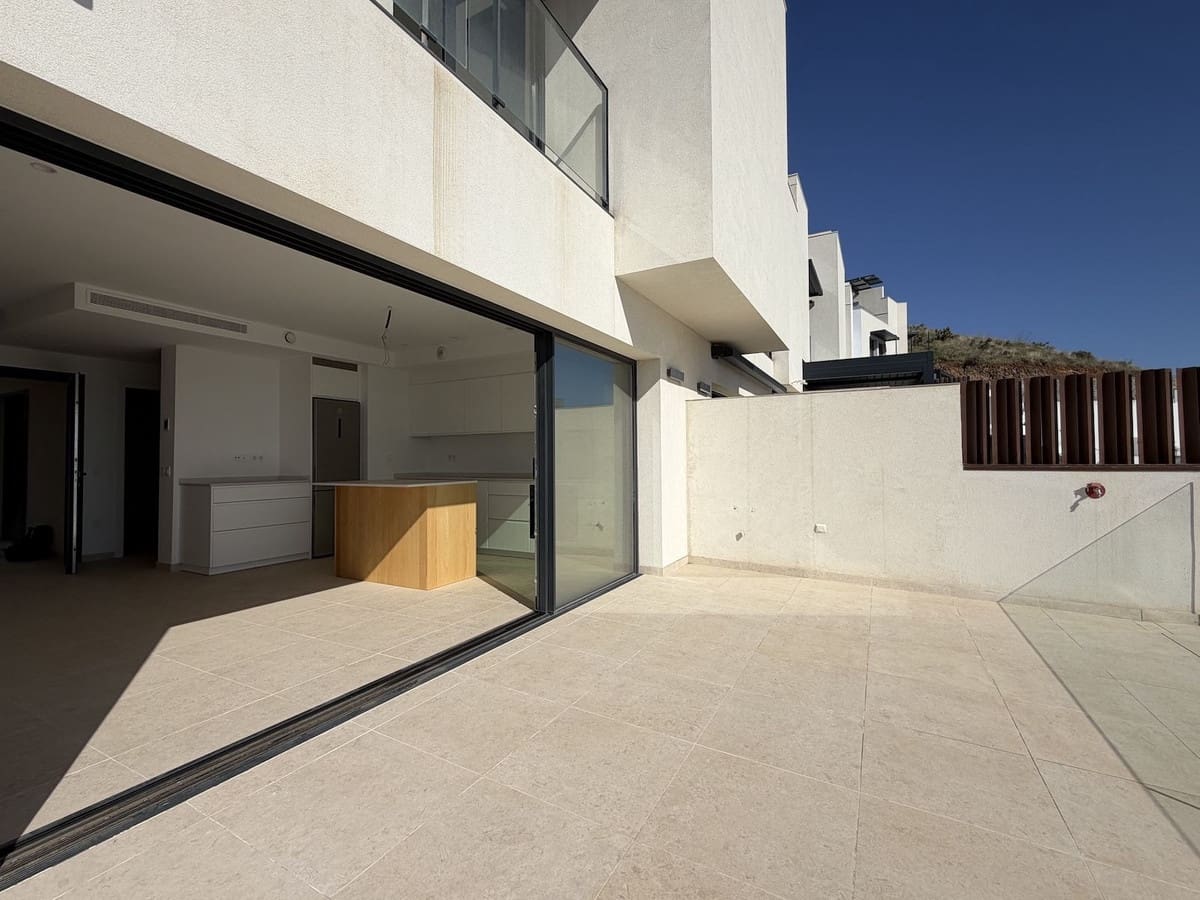 3 chambre Maison de Ville à vendre à Torrox-Costa avec piscine garage - 599 000 € (Ref: 9628323)