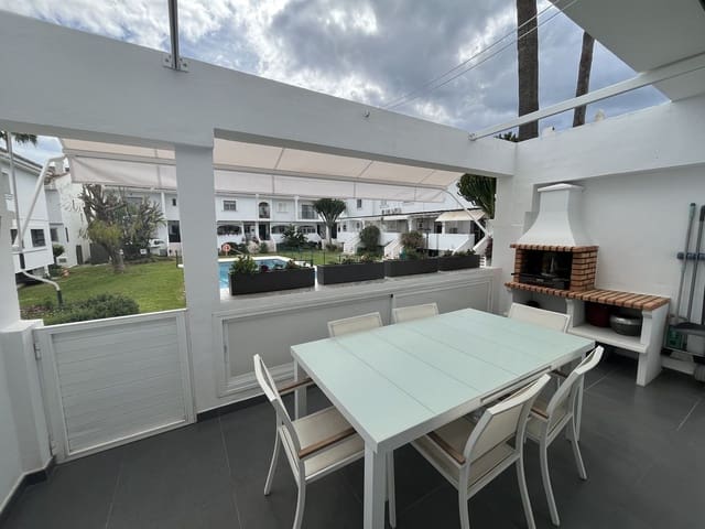 3 makuuhuone Omakotitalo vuokrattavana paikassa Nueva Andalucia, Marbella mukana uima-altaan 
autotalli - 3 200 € (Ref: 9669246)