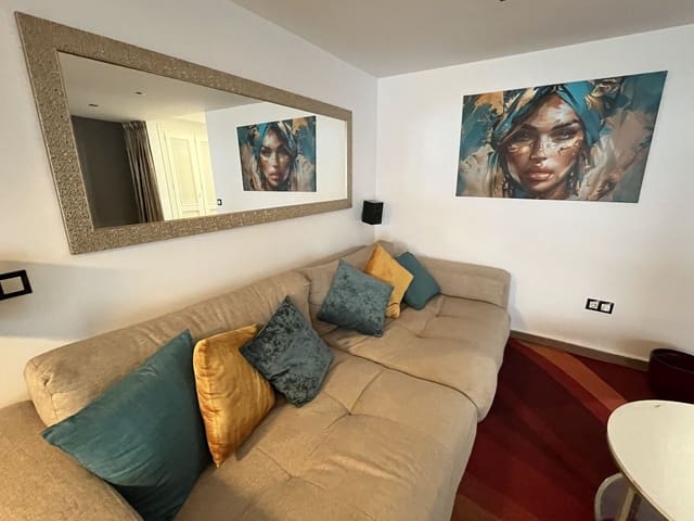 1 sovrum Lägenhet att hyra i Nueva Andalucia, Marbella med garage - 1 300 € (Ref: 9669246)