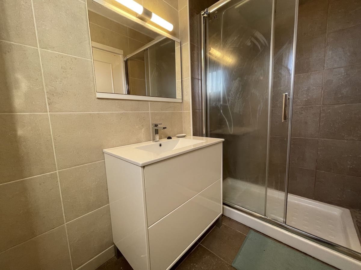 4 slaapkamer Villa te huur in Nerja met zwembad garage - € 2.000 (Ref: 9685637)