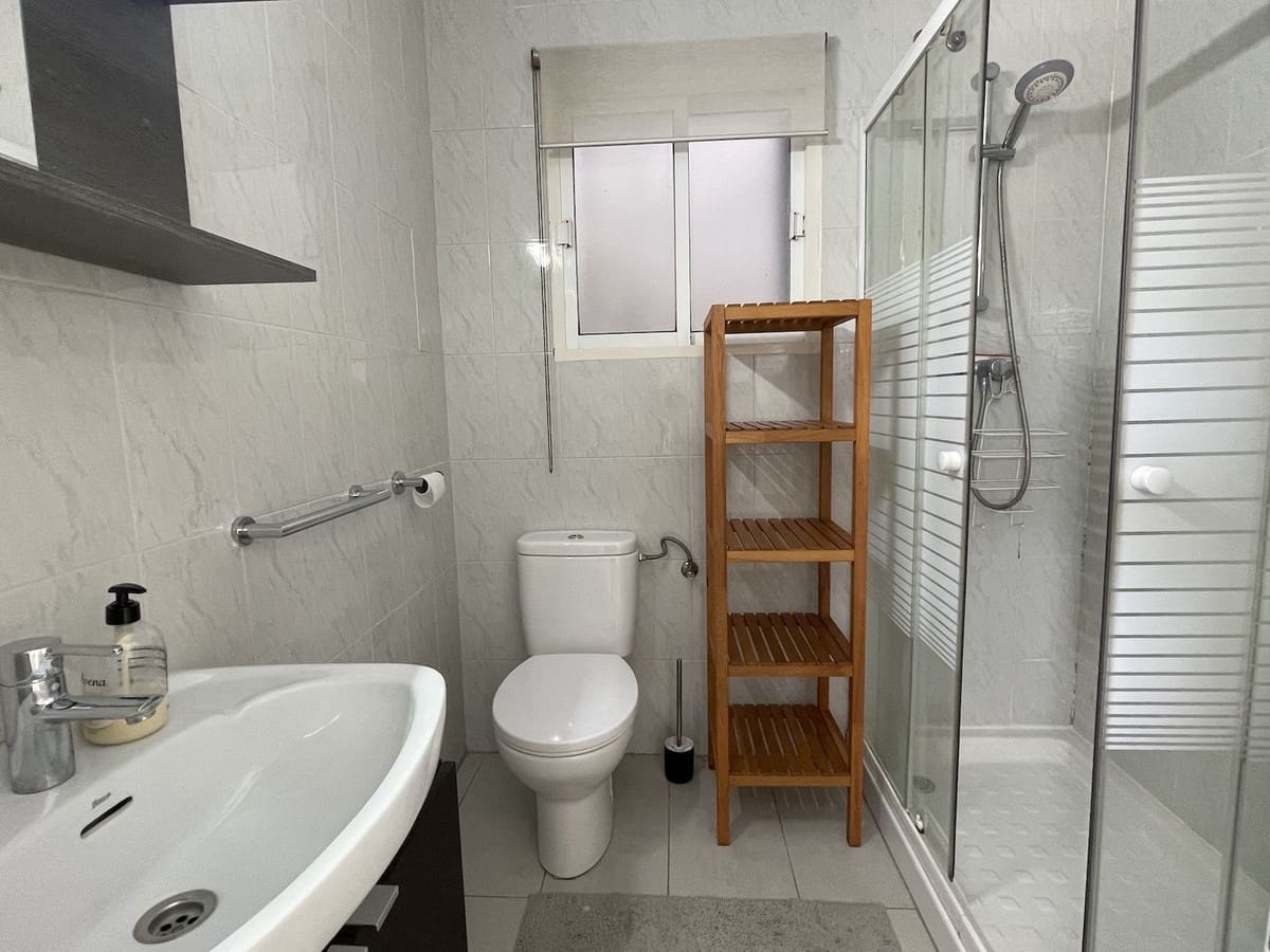 4 slaapkamer Villa te huur in Nerja met zwembad garage - € 2.000 (Ref: 9685637)