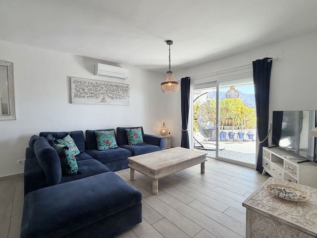 2 makuuhuone Huoneisto myytävänä paikassa Frigiliana mukana uima-altaan - 349 000 € (Ref: 9689898)