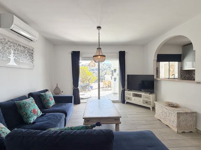 2 makuuhuone Huoneisto myytävänä paikassa Frigiliana mukana uima-altaan - 349 000 € (Ref: 9689898)