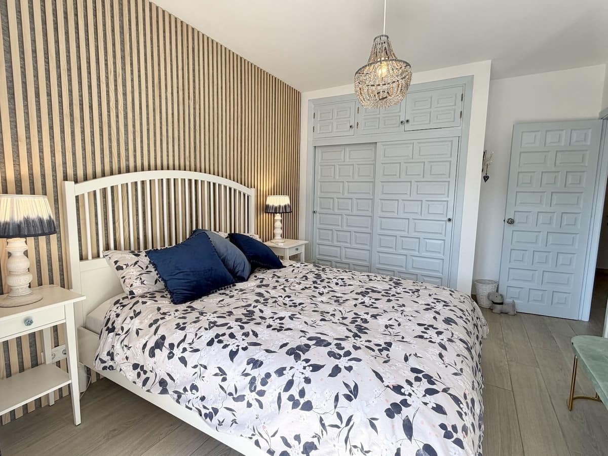 2 makuuhuone Huoneisto myytävänä paikassa Frigiliana mukana uima-altaan - 349 000 € (Ref: 9689898)