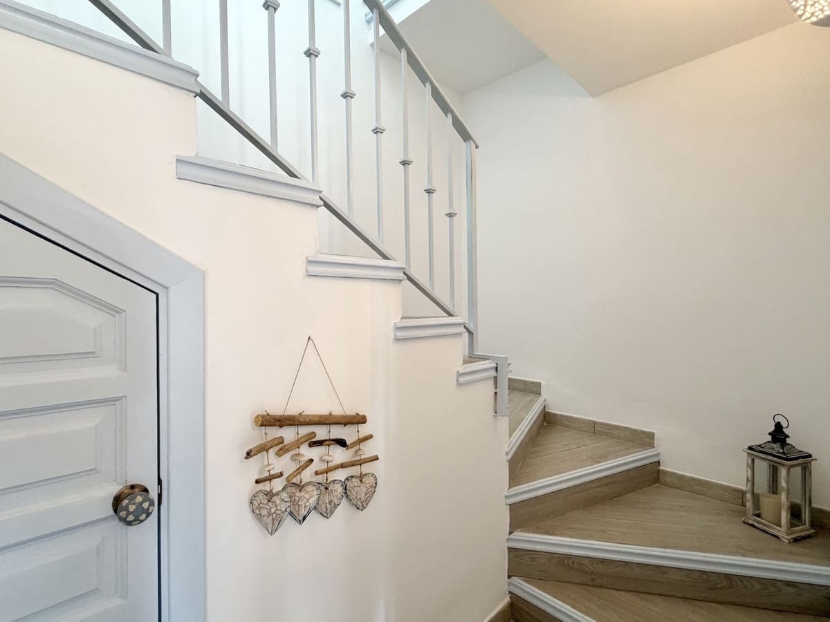 2 makuuhuone Huoneisto myytävänä paikassa Frigiliana mukana uima-altaan - 349 000 € (Ref: 9689898)