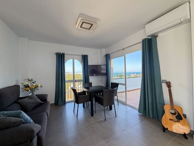 2 soverom Penthouse til salgs i Nerja med svømmebasseng - € 315 000 (Ref: 9753654)