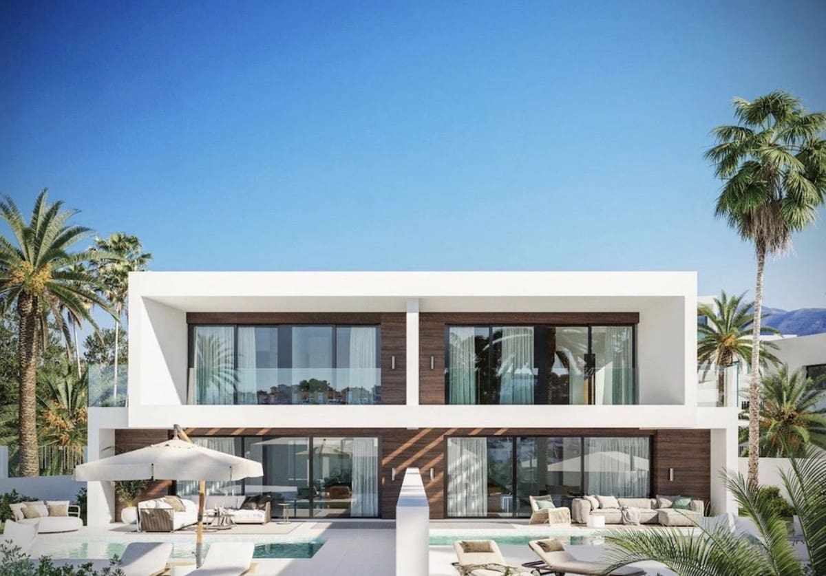 3 bedroom Villa for sale in Nerja with pool garage - € 1,145,000 (Ref: 9754255)