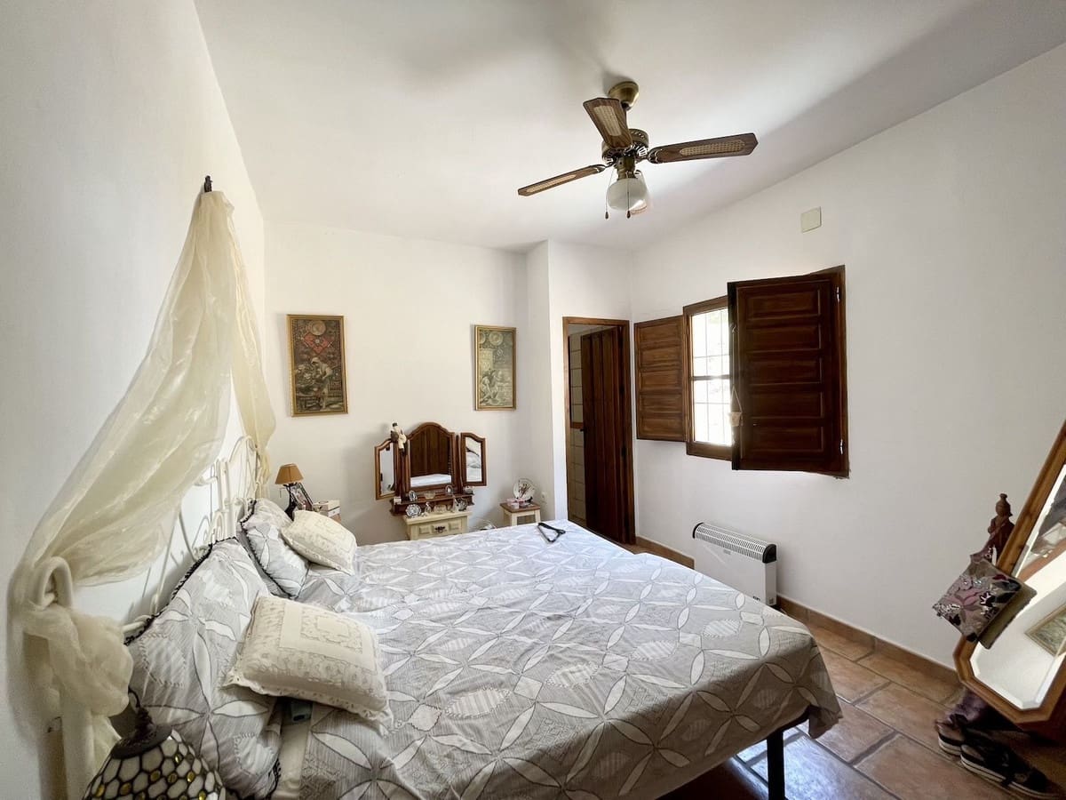 3 chambre Villa/Maison à vendre à Periana avec piscine - 364 950 € (Ref: 9770141)