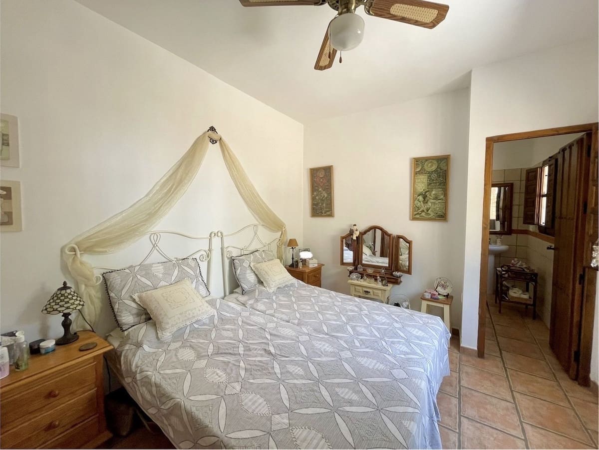 3 chambre Villa/Maison à vendre à Periana avec piscine - 364 950 € (Ref: 9770141)