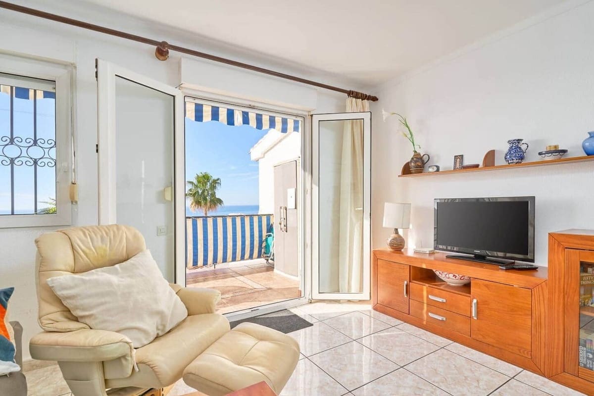 1 chambre Penthouse à vendre à Nerja avec piscine - 240 000 € (Ref: 9770307)