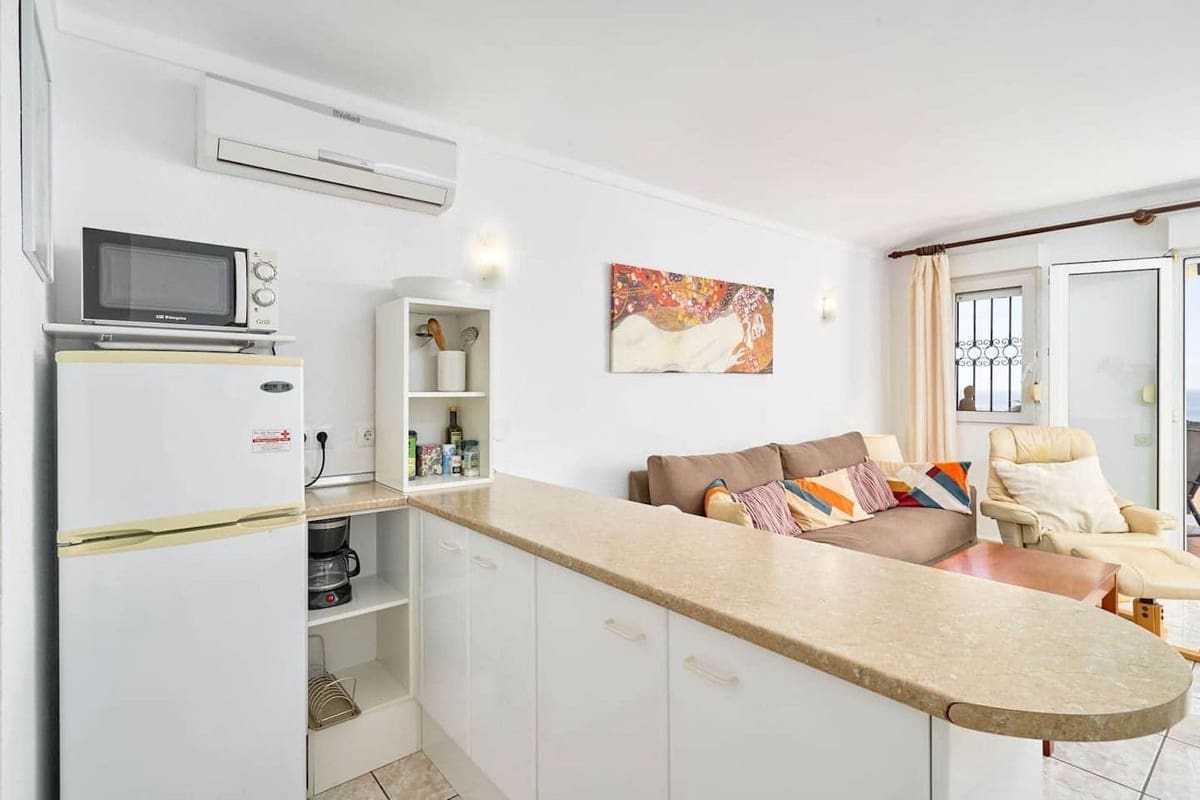 1 chambre Penthouse à vendre à Nerja avec piscine - 240 000 € (Ref: 9770307)