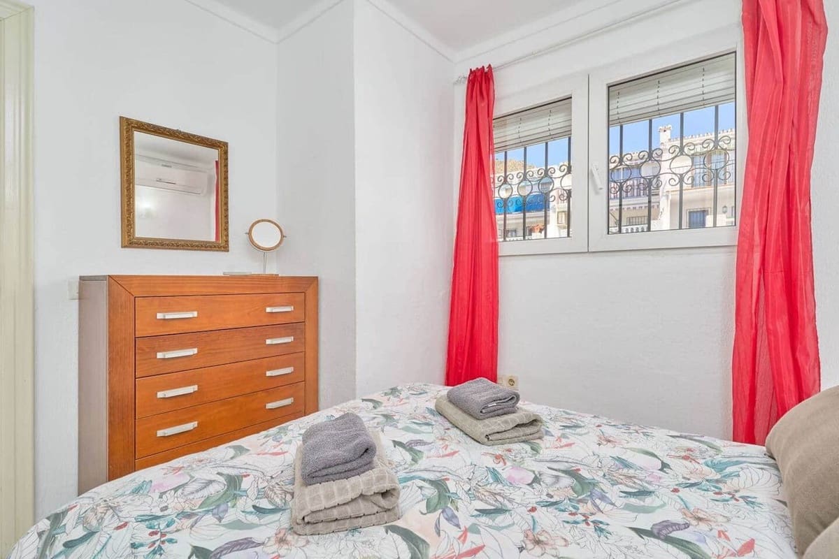 1 chambre Penthouse à vendre à Nerja avec piscine - 240 000 € (Ref: 9770307)