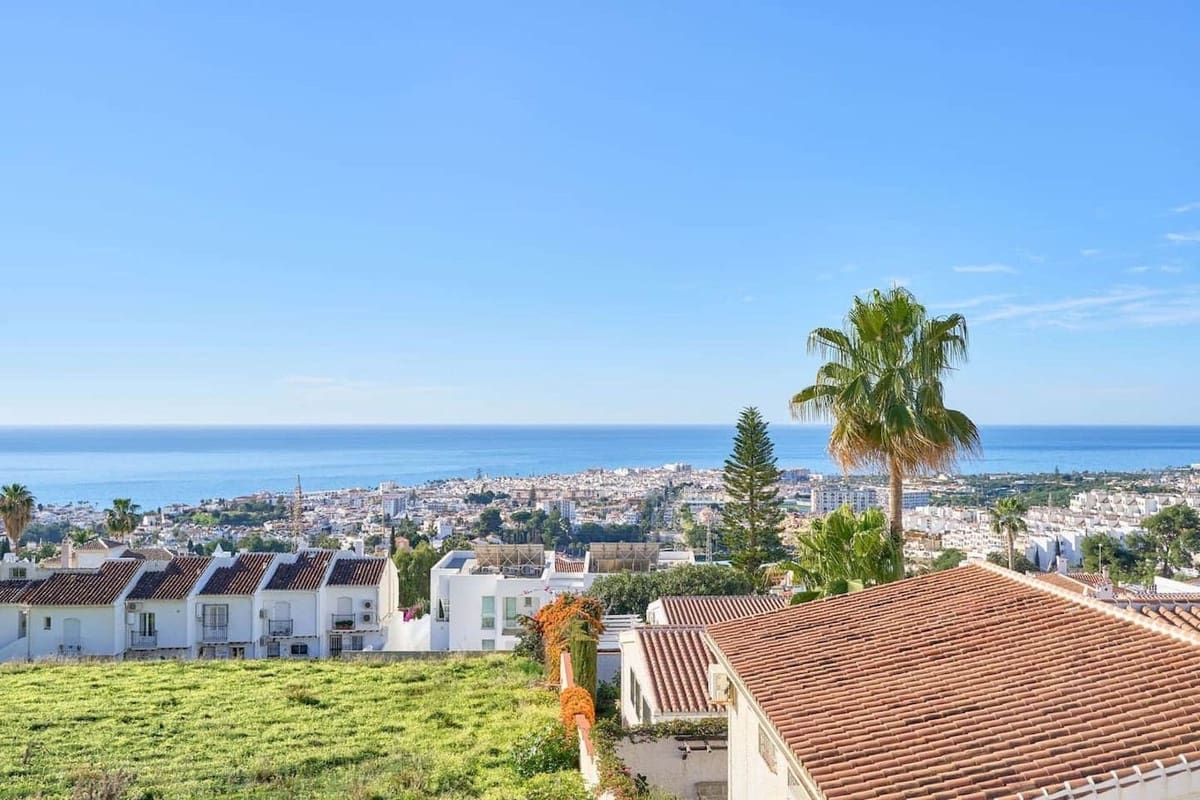 1 chambre Penthouse à vendre à Nerja avec piscine - 240 000 € (Ref: 9770307)