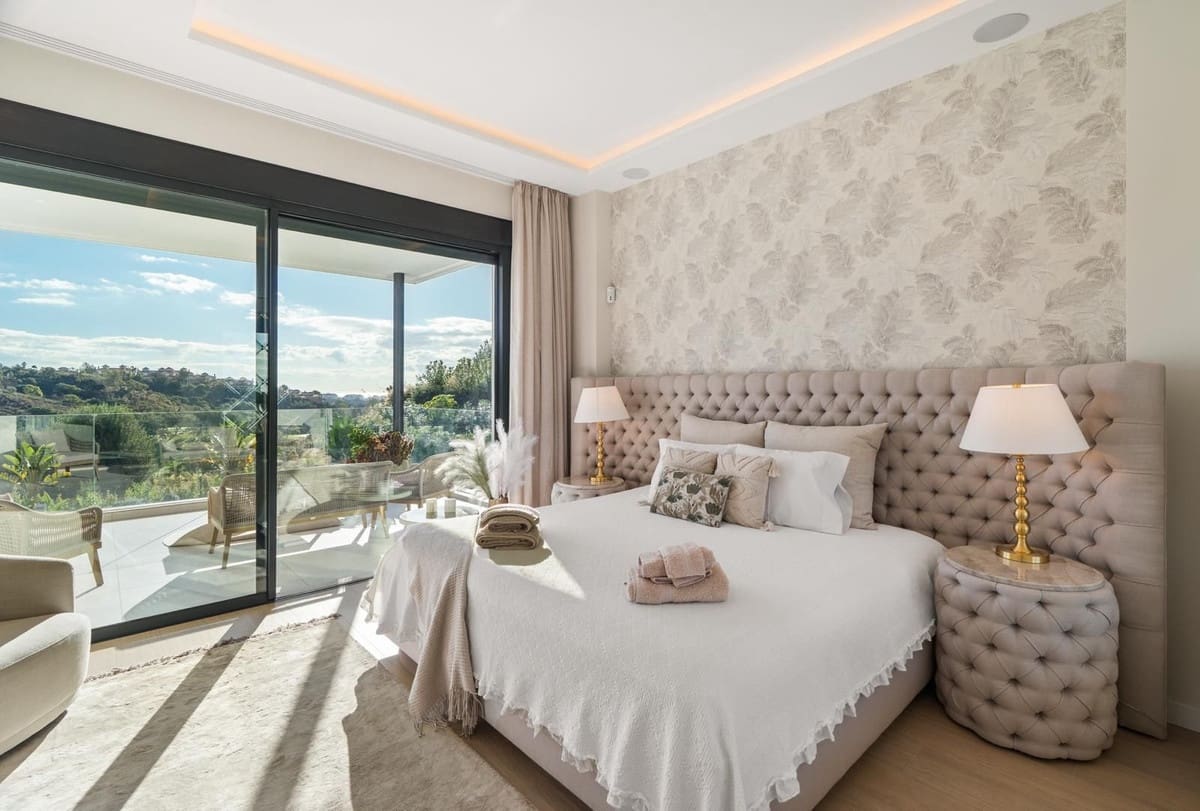 4 sovrum Semi-fristående Villa att hyra i Marbella med pool garage - 11 000 € (Ref: 9781423)