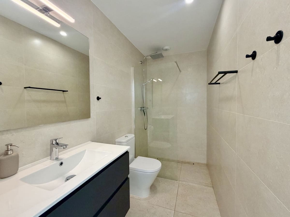 3 bedroom Townhouse for sale in Torrox-Costa with pool garage - € 614,000 (Ref: 9787819)