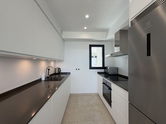 3 chambre Maison de Ville à vendre à Torrox-Costa, Torrox avec piscine garage - 629 000 € (Ref: 9787819)
