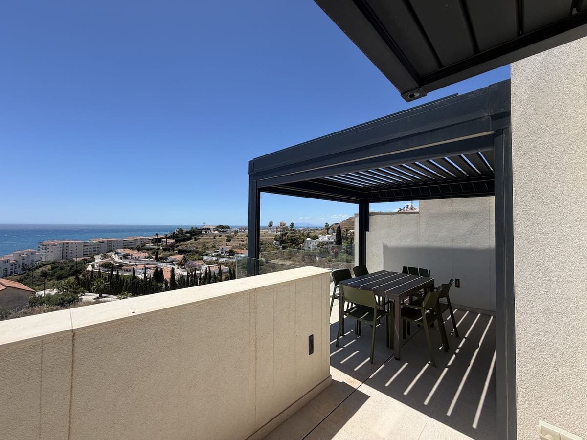 3 bedroom Townhouse for sale in Torrox-Costa with pool garage - € 614,000 (Ref: 9787819)