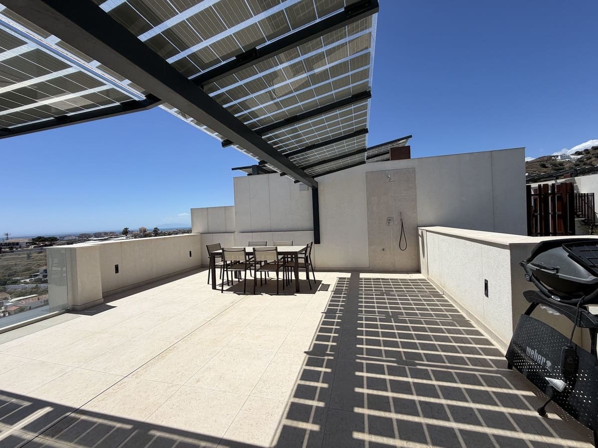 3 bedroom Townhouse for sale in Torrox-Costa with pool garage - € 614,000 (Ref: 9787819)