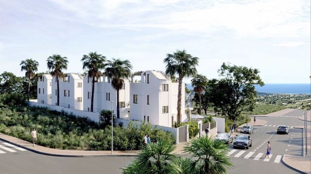 3 bedroom Townhouse for sale in Nerja with pool garage - € 665,000 (Ref: 9821687)