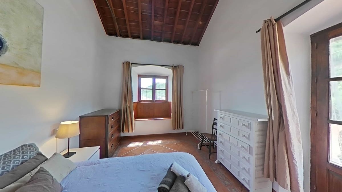 3 makuuhuone Huvila vuokrattavana paikassa Nerja mukana uima-altaan 
autotalli - 2 000 € (Ref: 9827553)