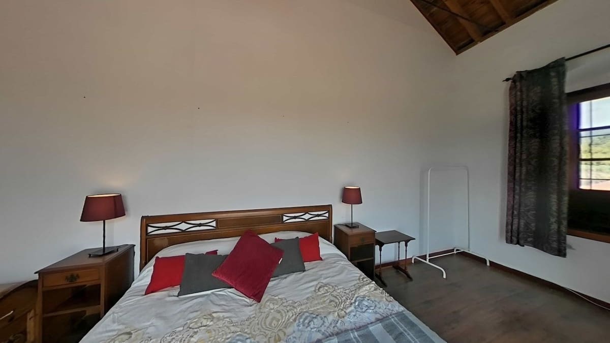 3 makuuhuone Huvila vuokrattavana paikassa Nerja mukana uima-altaan 
autotalli - 2 000 € (Ref: 9827553)