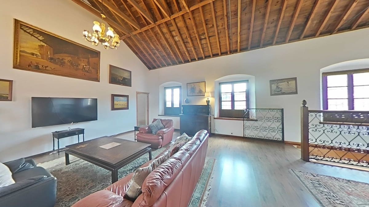 3 makuuhuone Huvila vuokrattavana paikassa Nerja mukana uima-altaan 
autotalli - 2 000 € (Ref: 9827553)