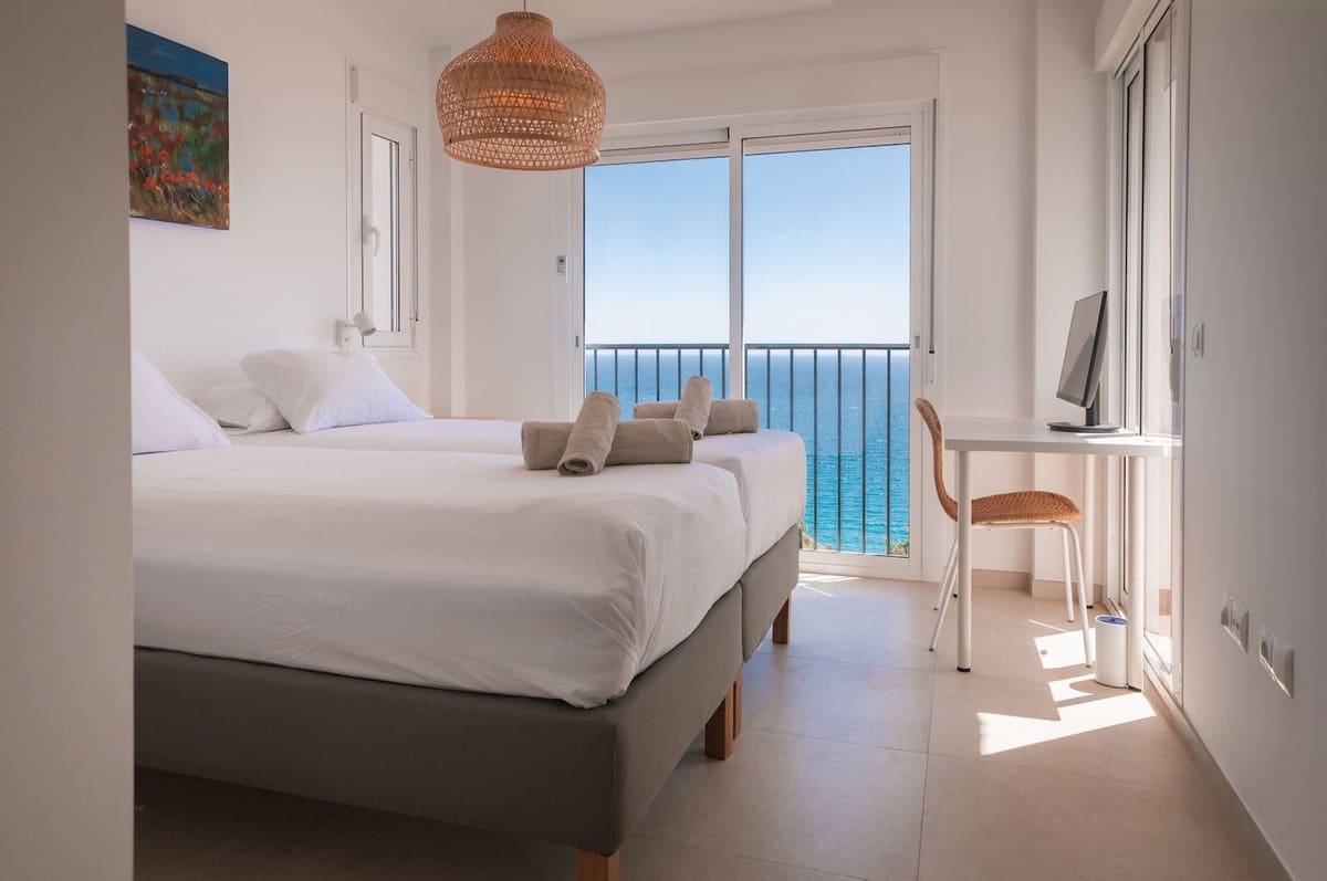 5 bedroom Villa for sale in Nerja with pool garage - € 895,000 (Ref: 9844501)