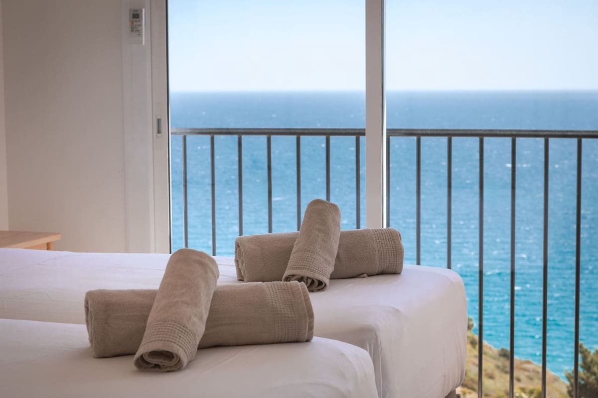 5 bedroom Villa for sale in Nerja with pool garage - € 895,000 (Ref: 9844501)
