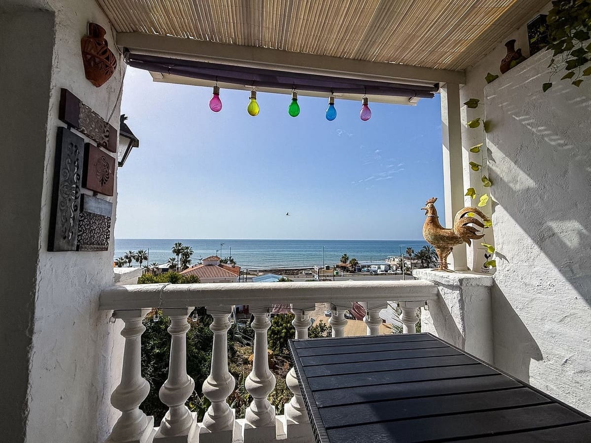 2 quarto Apartamento para venda em Torrox-Costa com piscina - 340 000 € (Ref: 9848245)