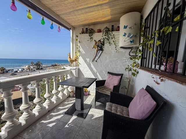 2 quarto Apartamento para venda em Torrox-Costa, Torrox com piscina - 340 000 € (Ref: 9848245)