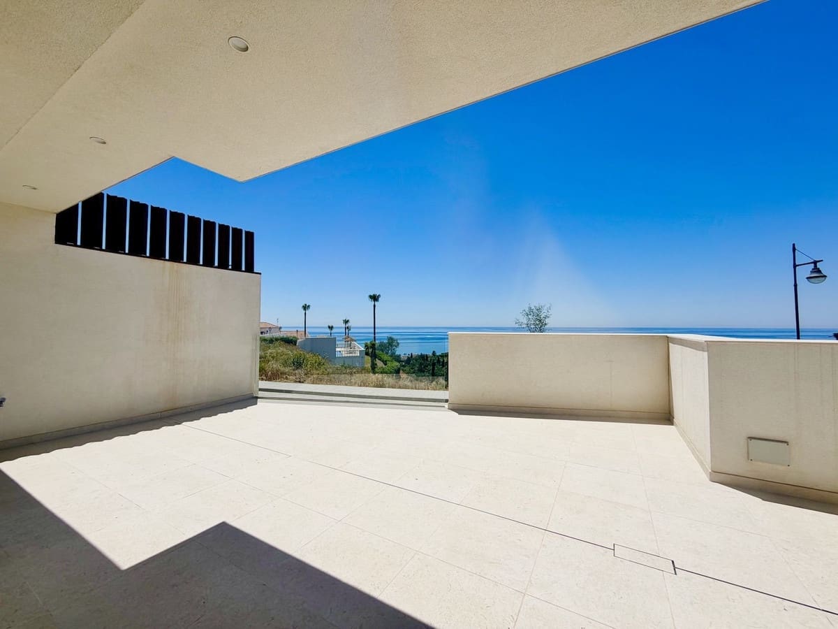 3 bedroom Townhouse for sale in Torrox-Costa with pool garage - € 595,000 (Ref: 9854266)