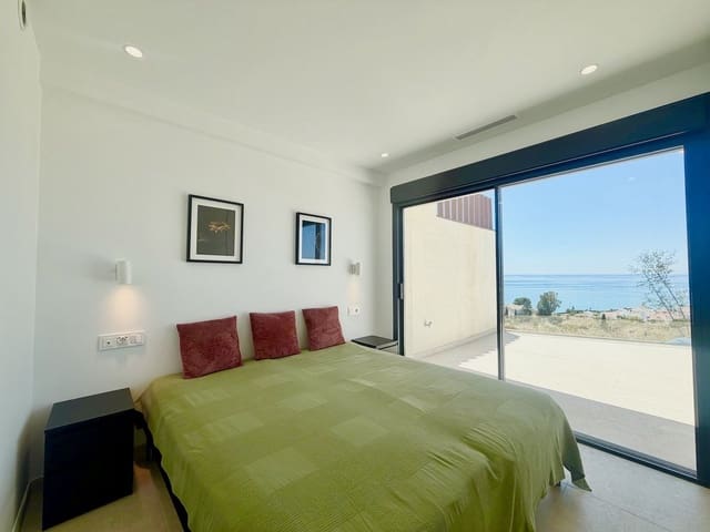 3 Zimmer Haus zu verkaufen in Torrox-Costa, Torrox mit Pool Garage - 595.000 € (Ref: 9854266)
