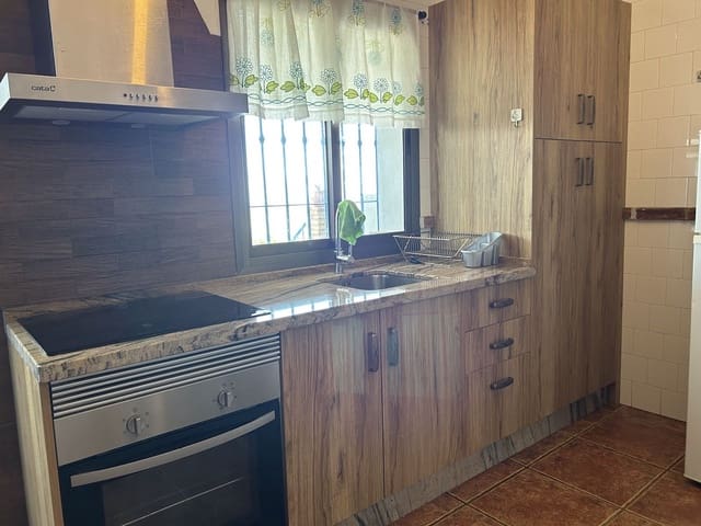 3 bedroom Villa for sale in Torrox with pool garage - € 350,000 (Ref: 9877493)
