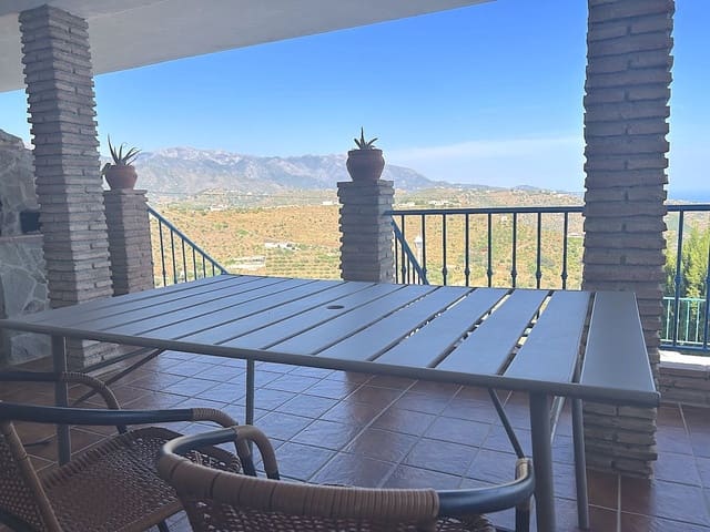 3 camera da letto Villa in vendita in Torrox con piscina garage - 350.000 € (Rif: 9877493)