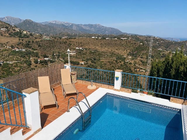 3 camera da letto Villa in vendita in Torrox con piscina garage - 350.000 € (Rif: 9877493)