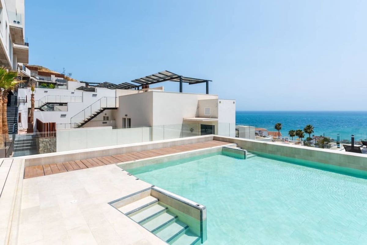 5 camera da letto Casa in vendita in Torrox-Costa con piscina garage - 1.275.000 € (Rif: 9880406)