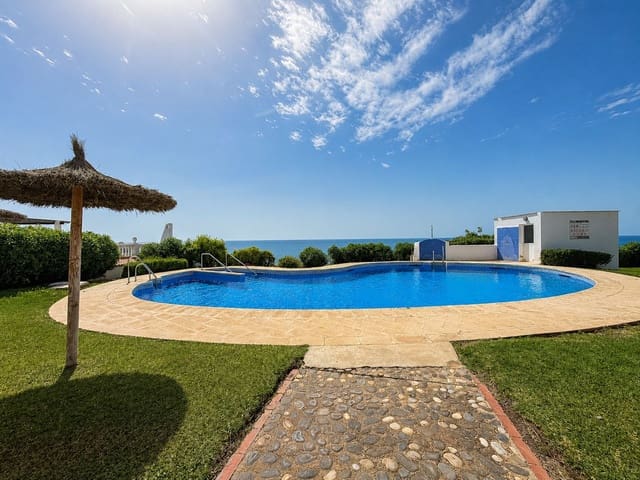 2 sovrum Hus till salu i Torrox-Costa, Torrox med pool - 330 000 € (Ref: 9891252)