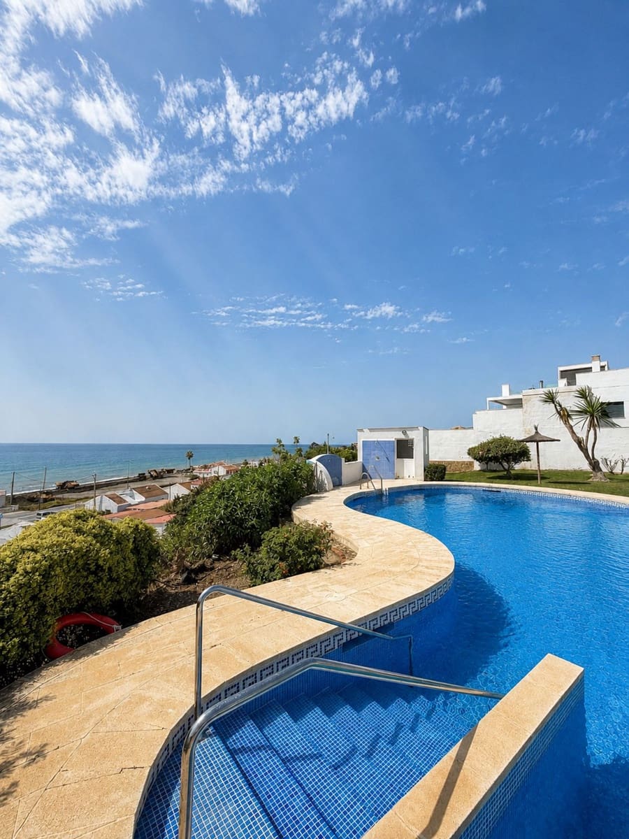 2 bedroom Townhouse for sale in Torrox-Costa with pool - € 330,000 (Ref: 9891252)