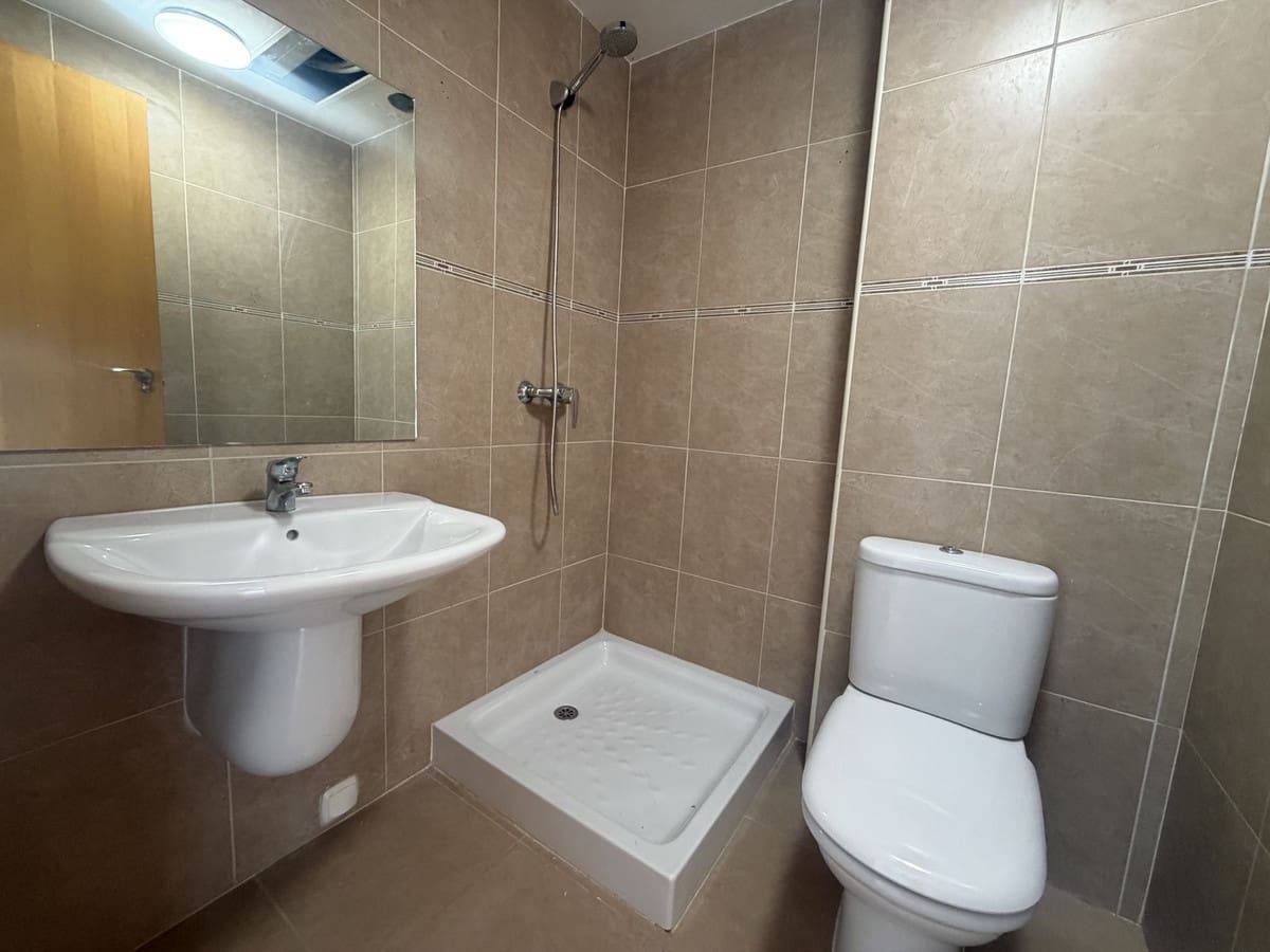 2 soveværelse Lejlighed til leje i Nerja med swimmingpool - € 1.100 (Ref: 9895636)