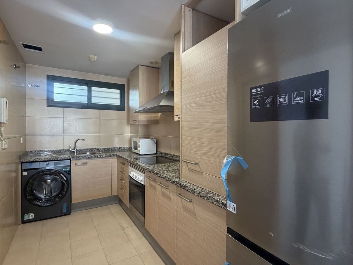 2 soveværelse Lejlighed til leje i Nerja med swimmingpool - € 1.100 (Ref: 9895636)