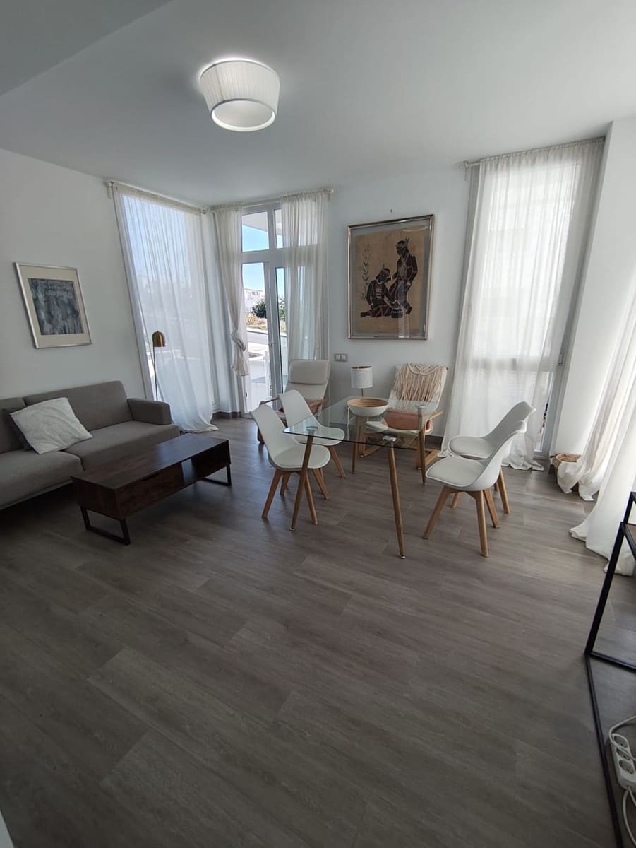 3 bedroom Villa for sale in Nerja with pool garage - € 550,000 (Ref: 9921422)