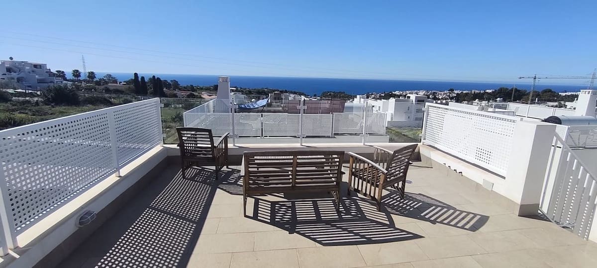 3 bedroom Villa for sale in Nerja with pool garage - € 550,000 (Ref: 9921422)