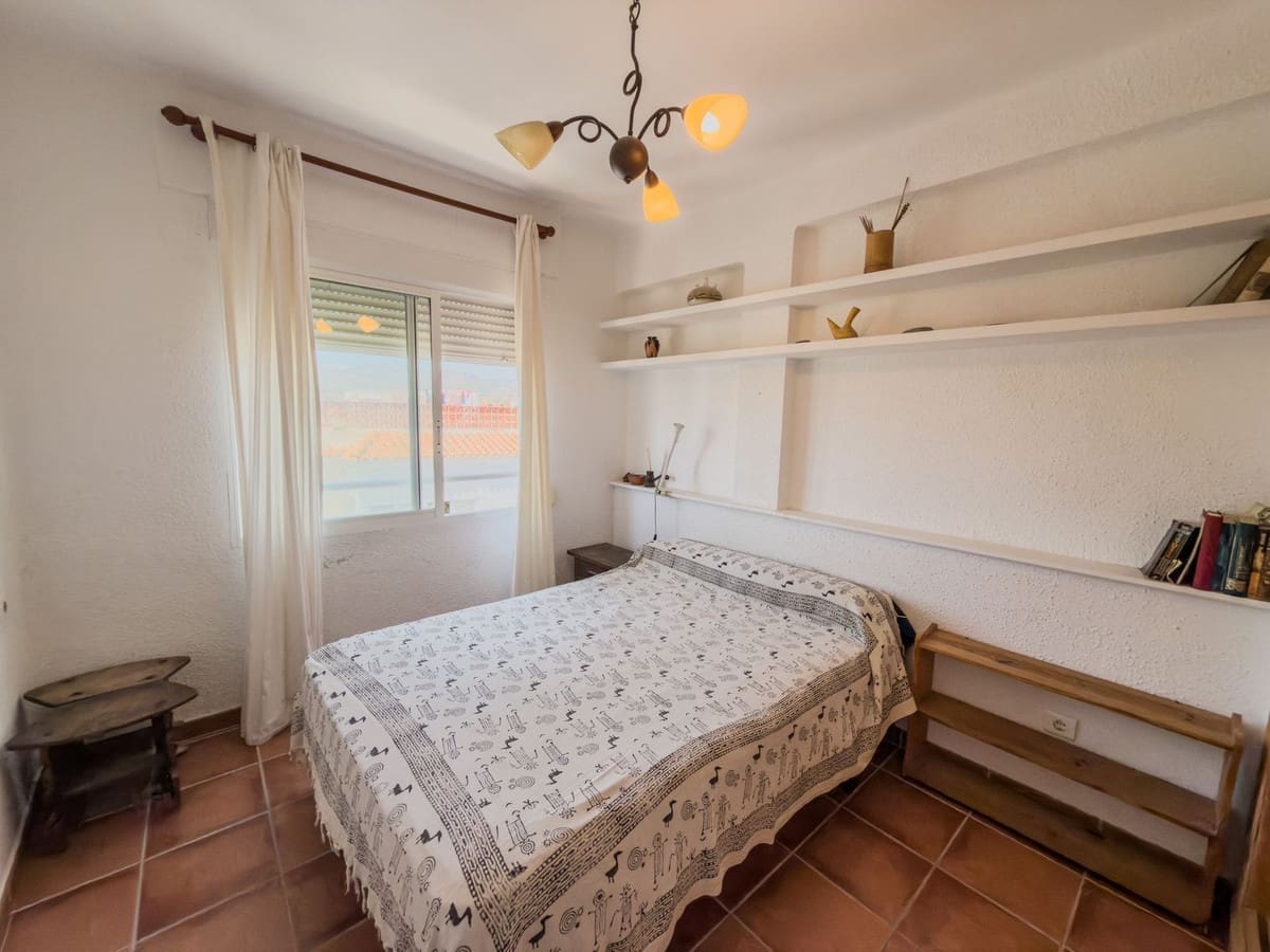 2 bedroom Apartment for sale in Nerja - € 255,000 (Ref: 9935148)