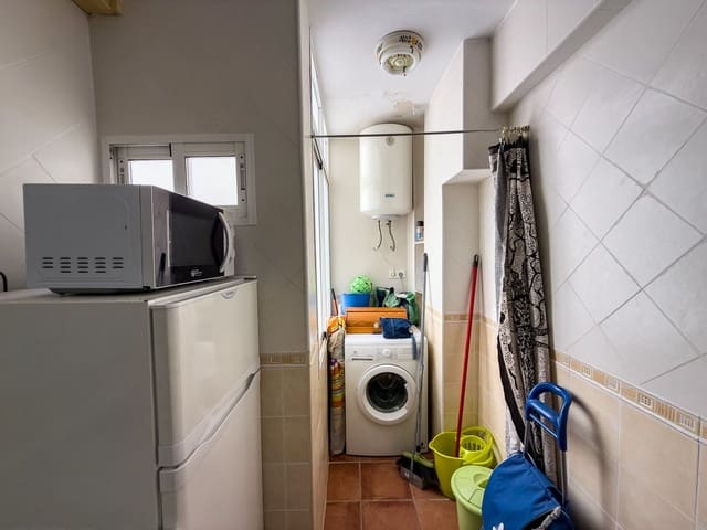 2 Zimmer Apartment zu verkaufen in Nerja - 255.000 € (Ref: 9935148)
