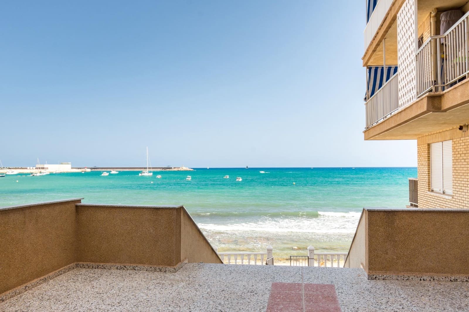 3 soverom Leilighet til salgs i Torrevieja - € 250 000 (Ref: 10022608)
