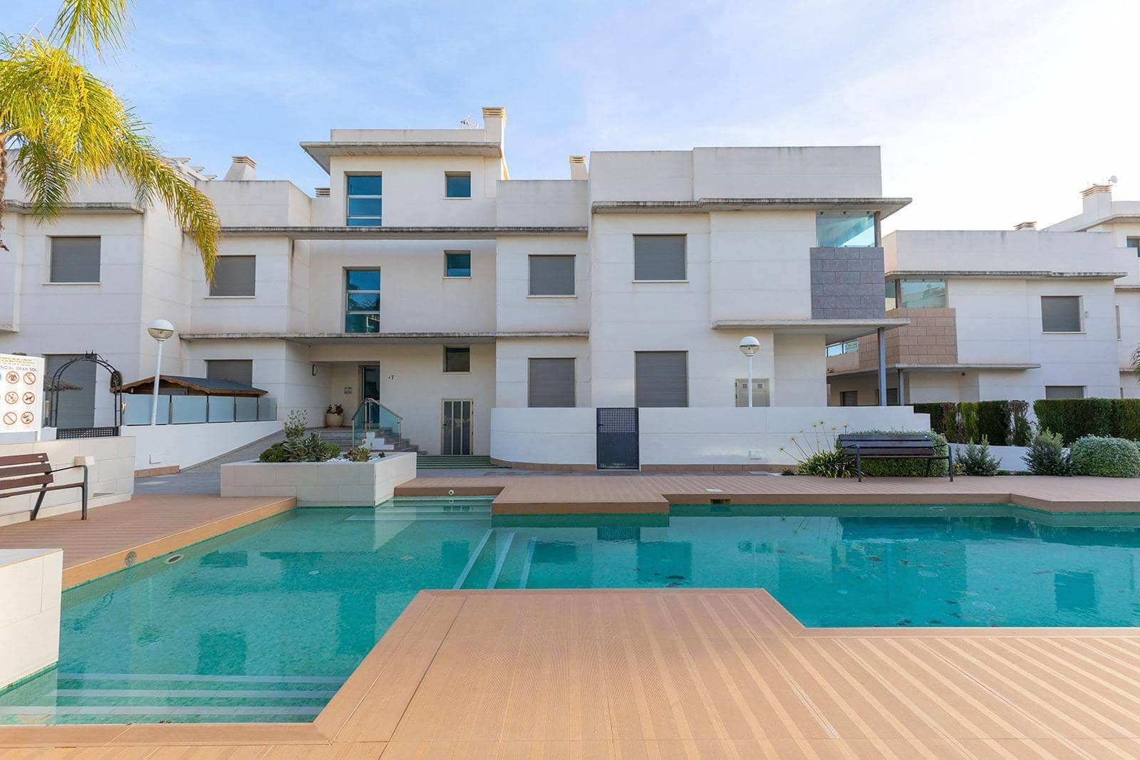 3 makuuhuone Huoneisto myytävänä paikassa Ciudad Quesada mukana uima-altaan - 360 000 € (Ref: 10022609)