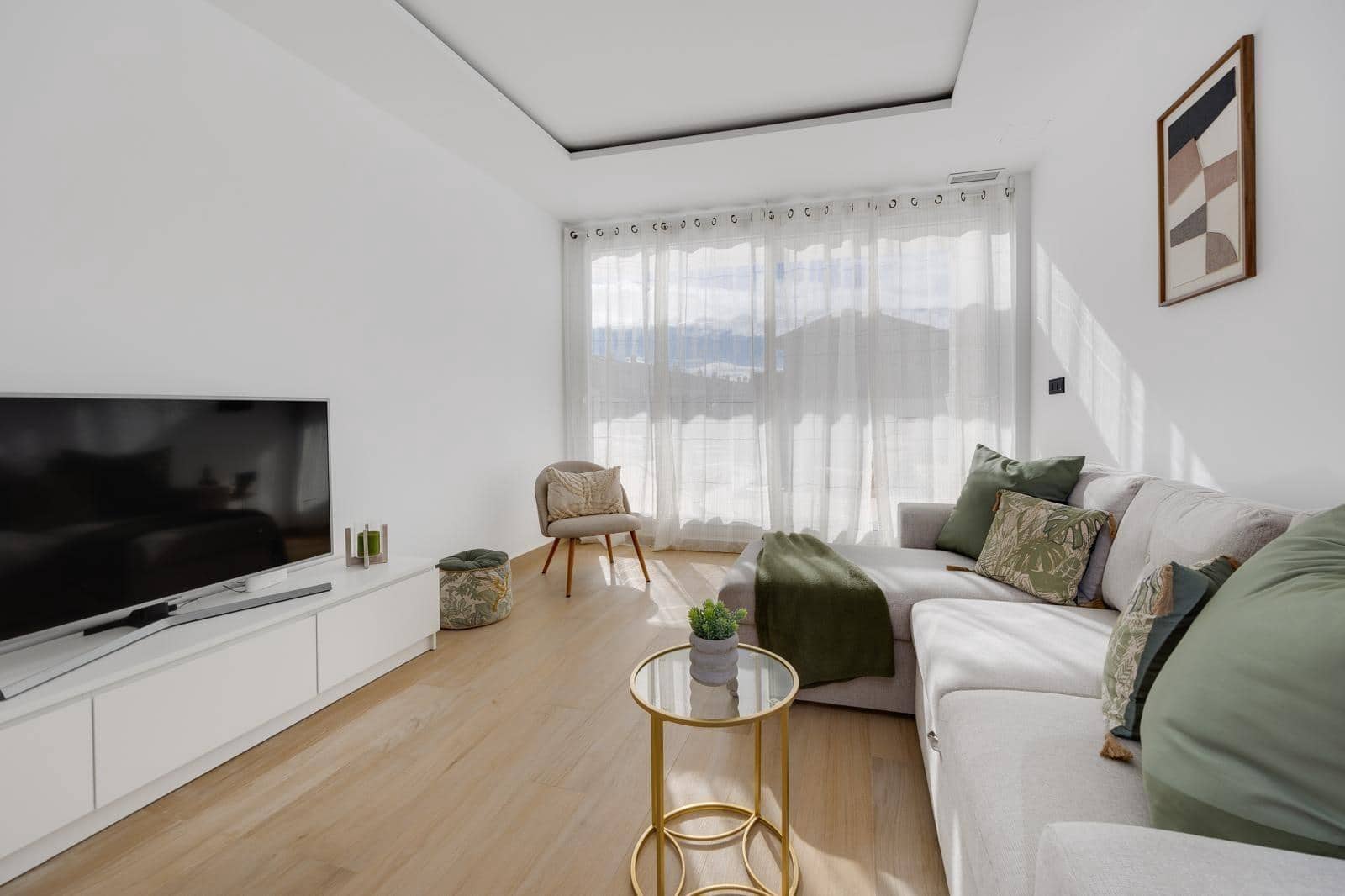 3 soveværelse Villa til salg i Torrevieja med swimmingpool - € 550.000 (Ref: 10031747)
